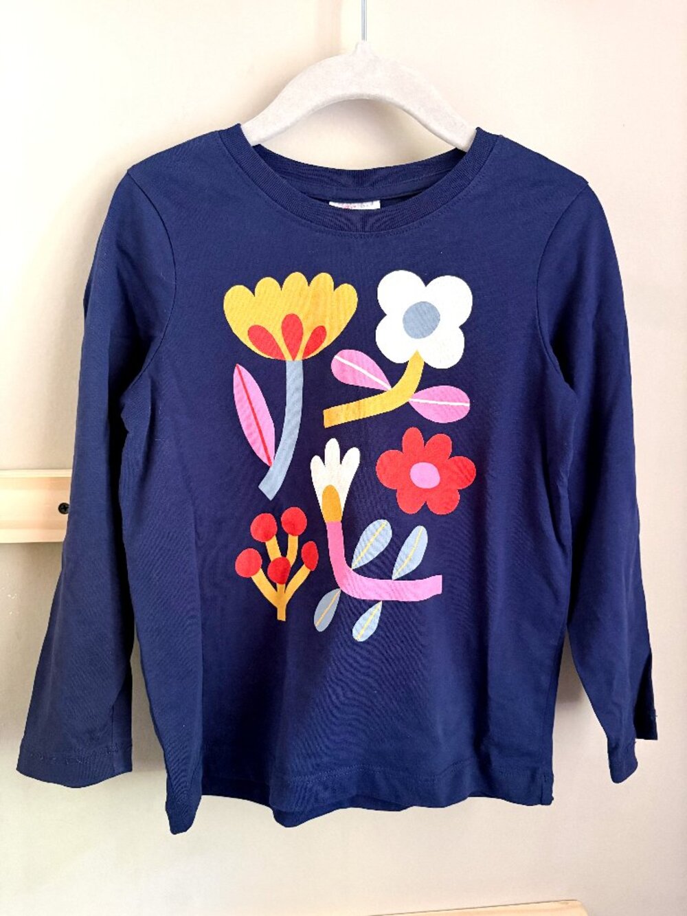 Hanna Andersson Scandi Floral Graphic Long Sleeved Shirt